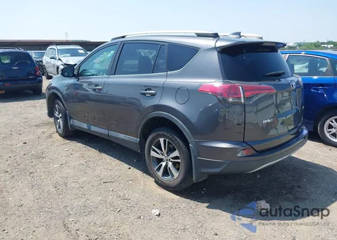 2017 Toyota Rav4 Xle z USA, uszkodzony, nr VIN 2T3WFREV1HW398800